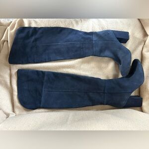 Kennth Cole Reaction, Corie